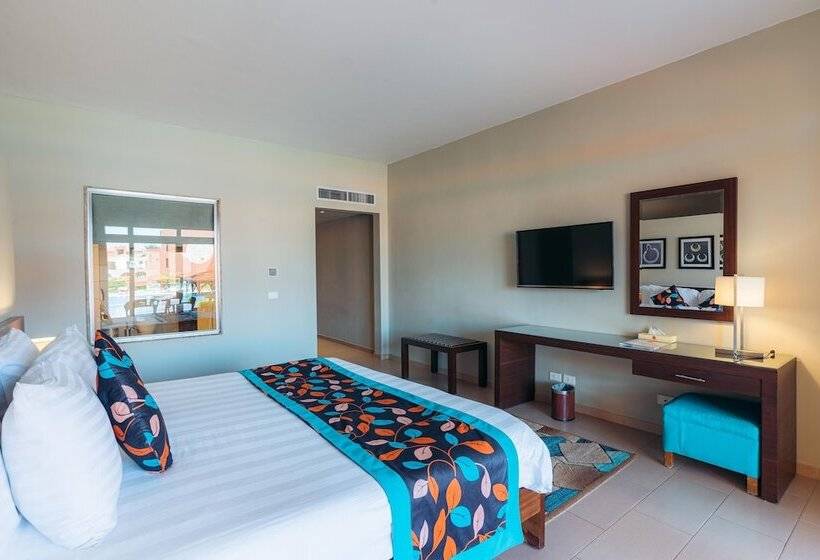 سوییت اجرایی, Nubian Village, Families And Couples Only