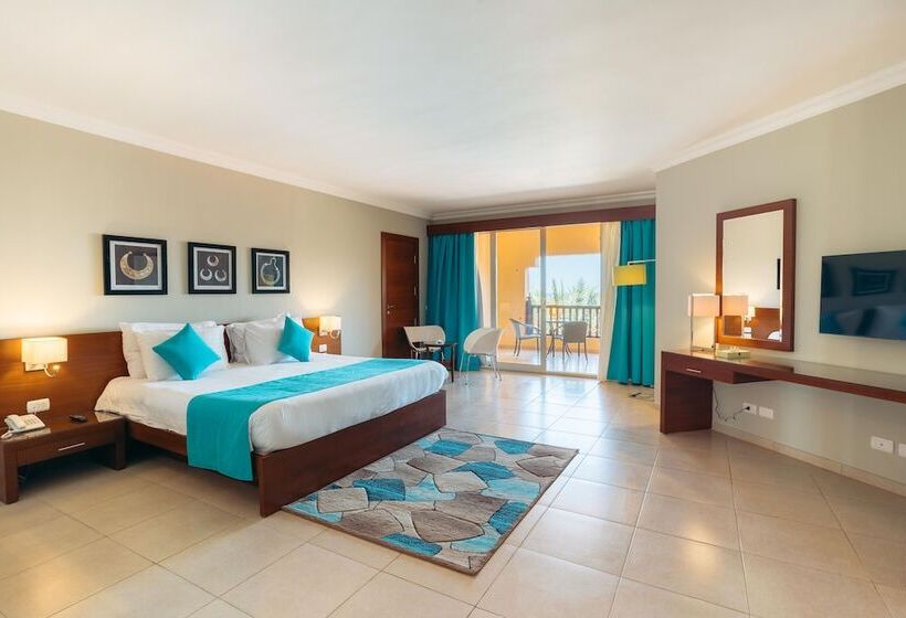 سوییت خانوادگی, Nubian Village, Families And Couples Only