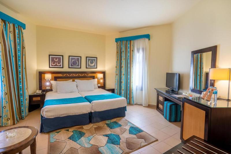 بانگلوی استاندارد, Nubian Village, Families And Couples Only