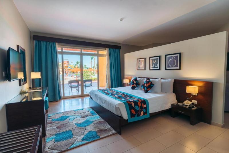 سوییت اجرایی, Nubian Village, Families And Couples Only