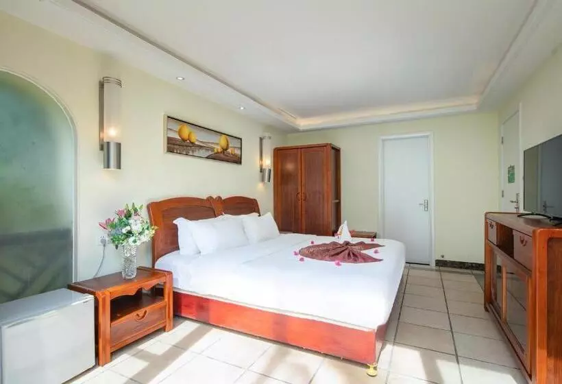 Standard-huone Puutarhanäkymä, Palm Beach Resort & Spa