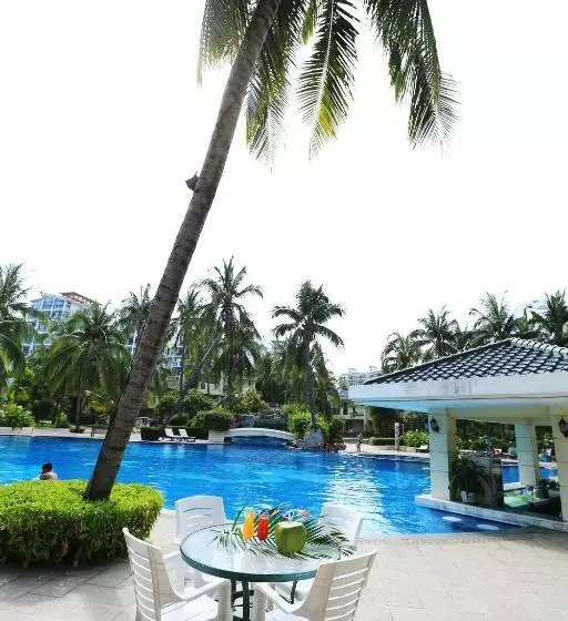Bisneshuone, Palm Beach Resort & Spa