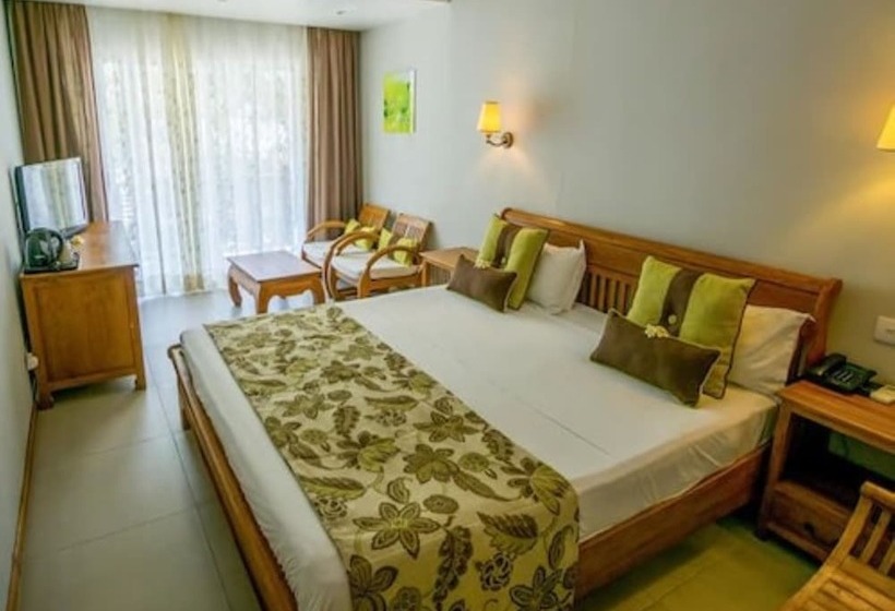 اتاق لوکس, Le Peninsula Bay Beach Resort & Spa