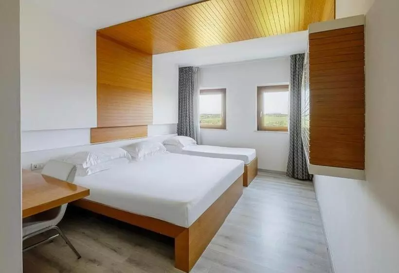 コンフォートトリプルルーム, Precise House Montaperti Siena