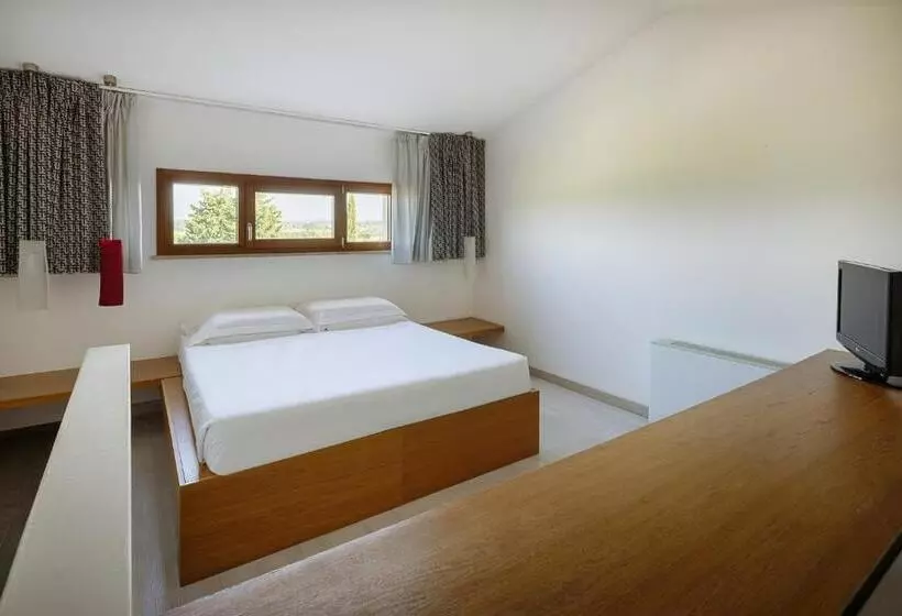 家族用アパートメント, Precise House Montaperti Siena