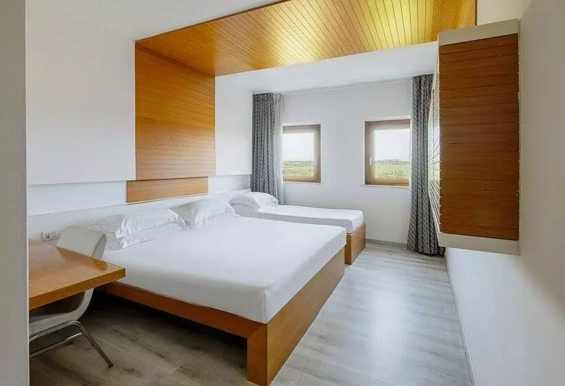 コンフォートトリプルルーム, Precise House Montaperti Siena