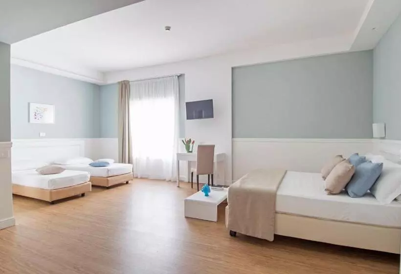 اتاق استاندارد سه نفره, Regiohotel Manfredi