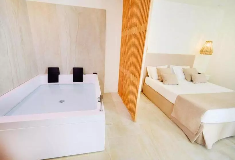 سوئیت با وان آب گرم, Regiohotel Manfredi