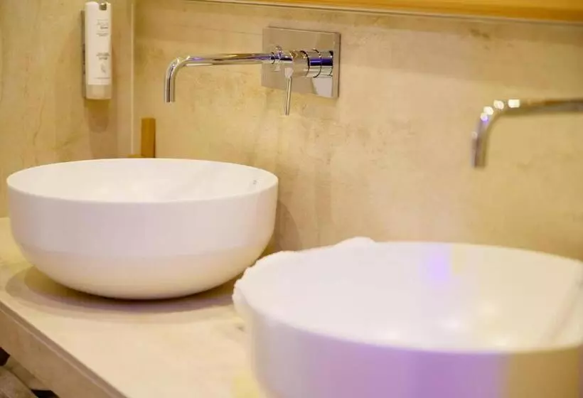 سوییت لوکس, Regiohotel Manfredi