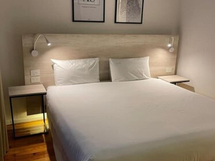 标准间, Up Tribeca