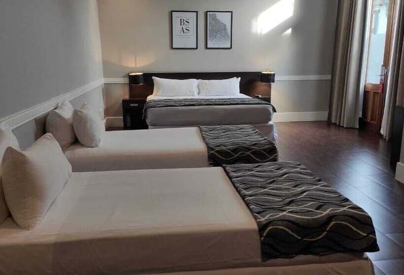 اتاق استاندارد چهار تخته, Up Tribeca