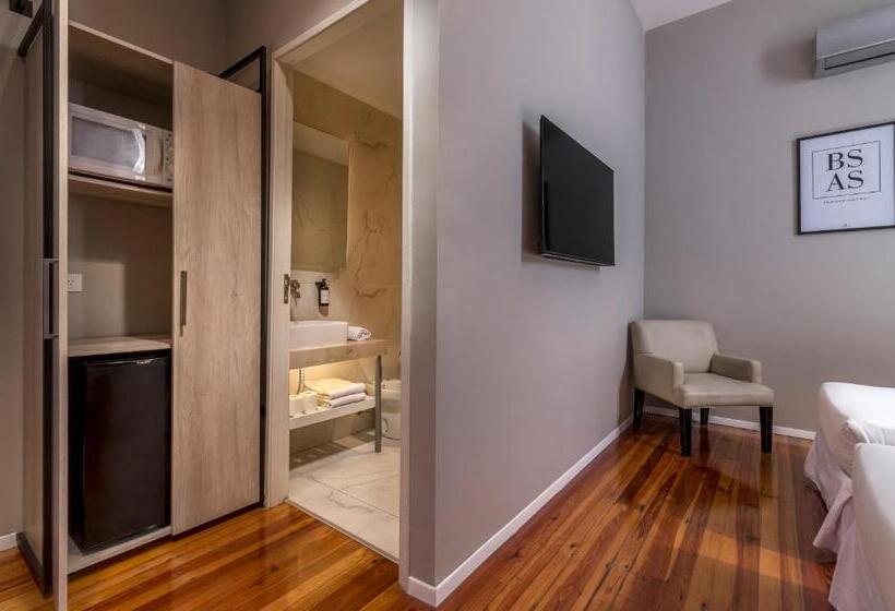 اتاق استاندارد, Up Tribeca