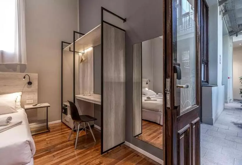 اتاق استاندارد سه نفره, Up Tribeca