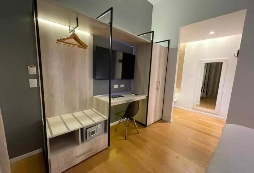 اتاق استاندارد سه نفره, Up Tribeca