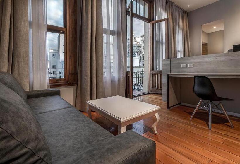 اتاق استاندارد چهار تخته, Up Tribeca