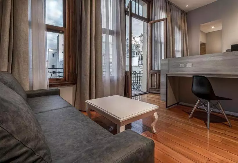 اتاق استاندارد چهار تخته, Up Tribeca