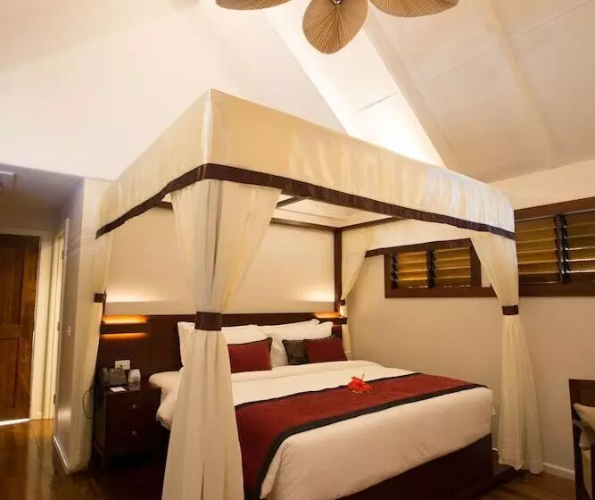 بانگلوی ممتاز, Iririki Island Resort & Spa