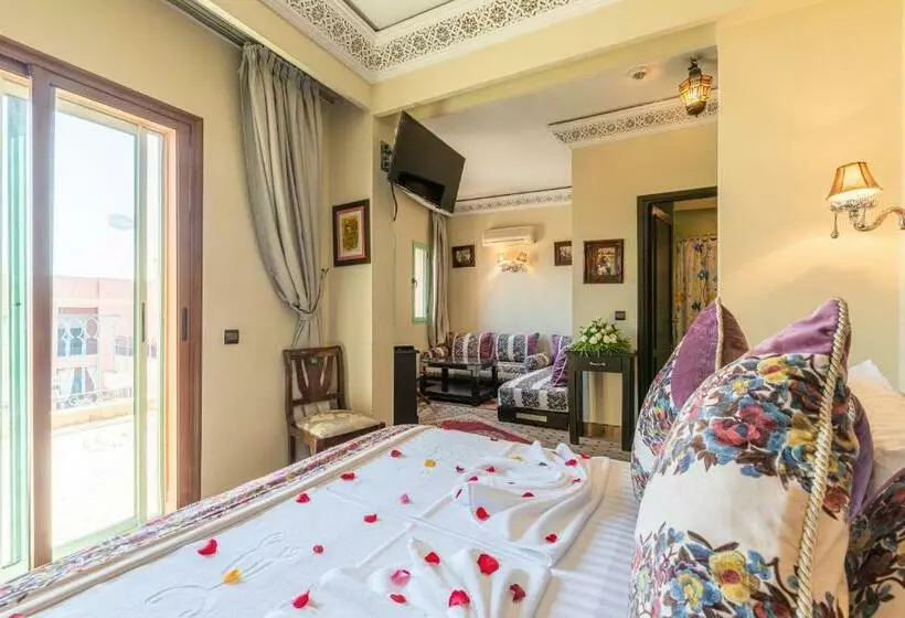 سوییت جونیور با بالکن, Le Caspien Boutique