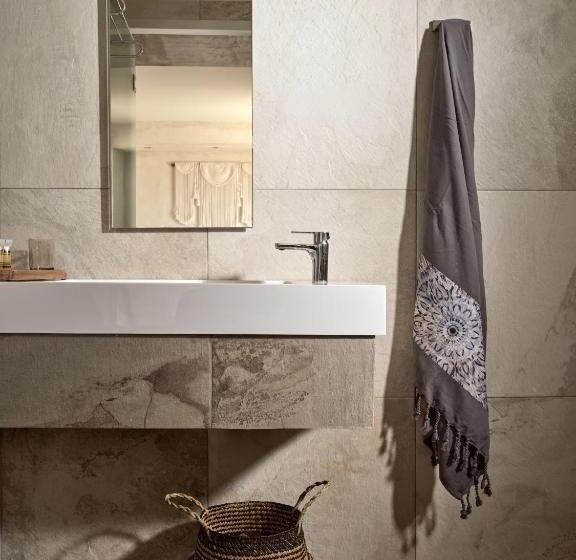 スーペリアトリプルルーム, Gardelli Resort