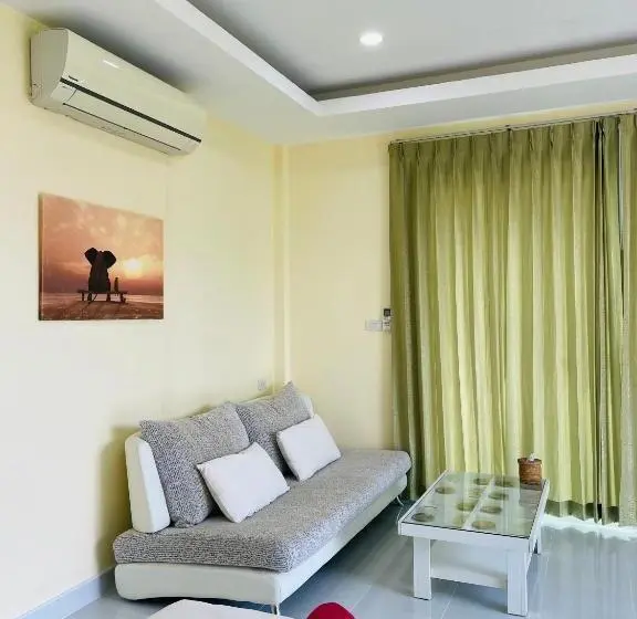 プールビュースイート, Khanom Garden Suite