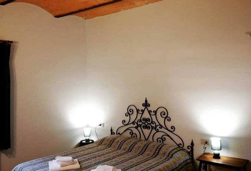 Дом 2 Спальни, Agriturismo Le Rote