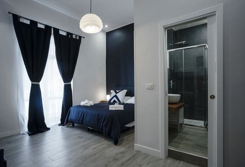 اتاق لوکس چهار تخته, Sant Alfonso Bed And Breakfast Napoli