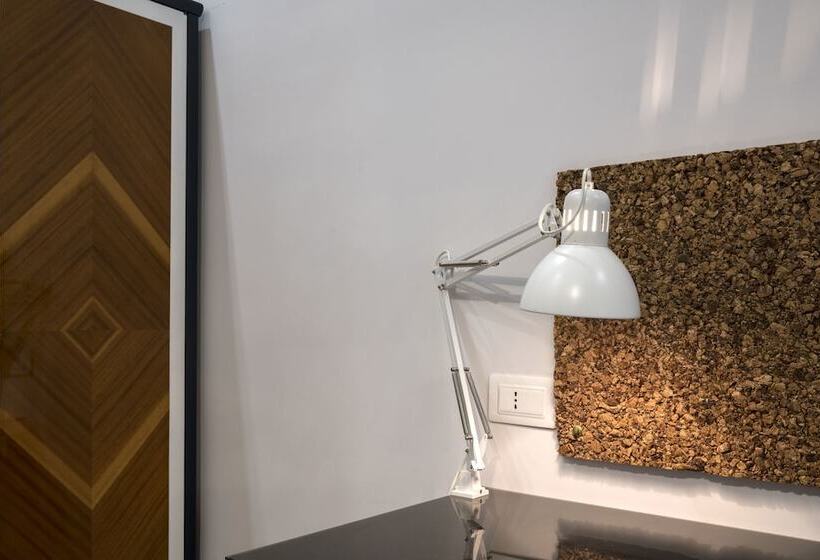 اتاق لوکس چهار تخته, Sant Alfonso Bed And Breakfast Napoli