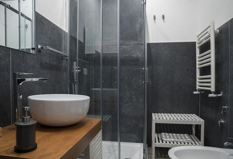 اتاق لوکس چهار تخته, Sant Alfonso Bed And Breakfast Napoli