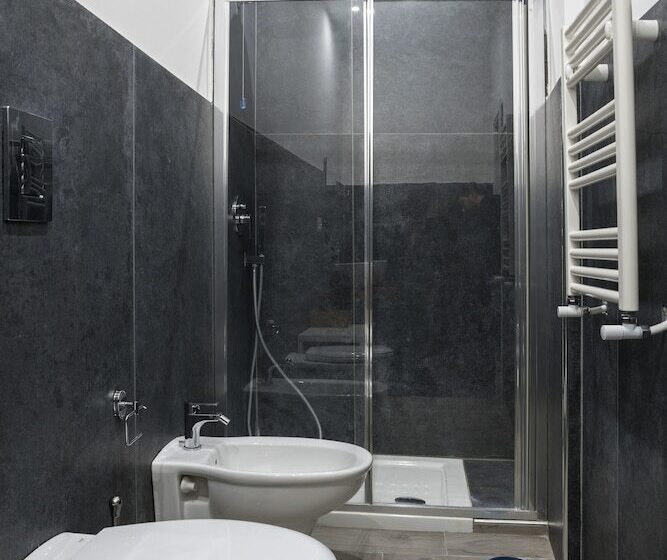 اتاق لوکس چهار تخته, Sant Alfonso Bed And Breakfast Napoli