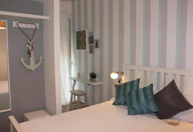 اتاق لوکس, B&b Quasi In Centro