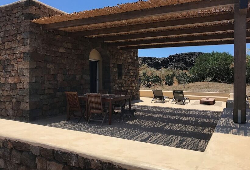 디럭스 스위트, I Dammusini Di Pantelleria