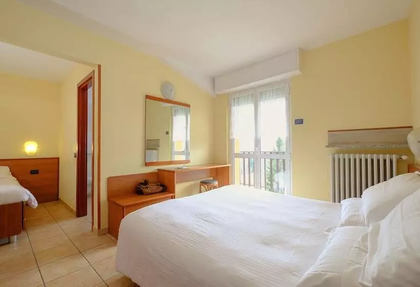 Deluxe-huoneisto 1 Makuuhuone, Albergo Moderno & Spa
