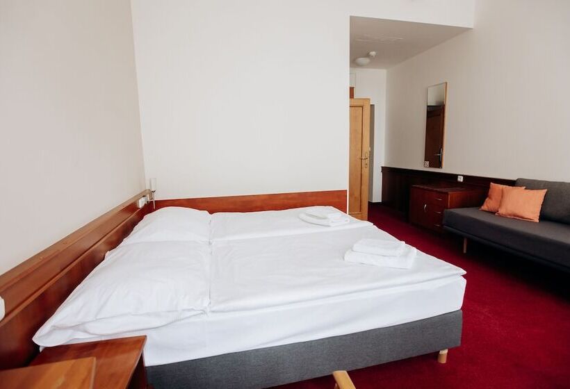 Habitación Estándar, Alton