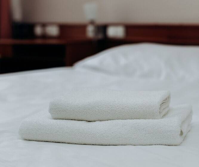 Habitación Estándar Individual, Alton