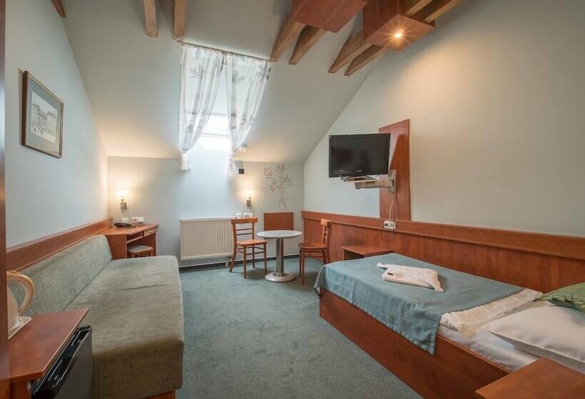 Habitación Estándar Individual, Alton