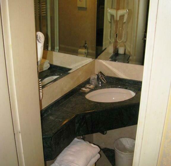 Quarto standart individual, Belle Epoque