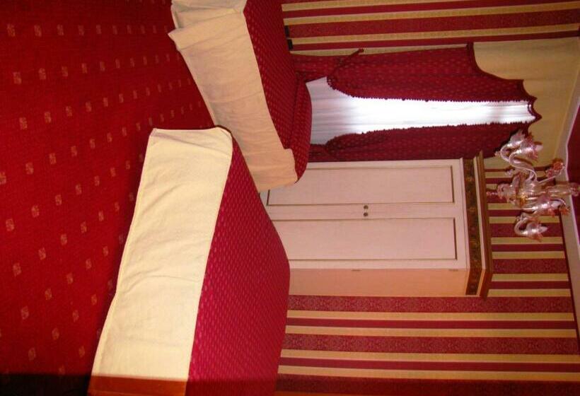 Quarto Triplo Standart, Belle Epoque