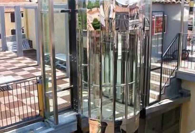 Quarto Quádruplo Standard, Belle Epoque