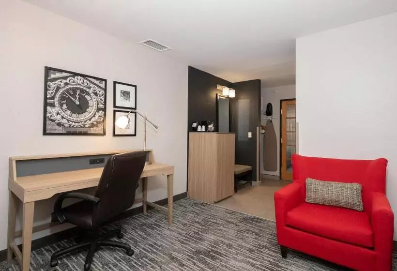キングサイズベッドのスイートルーム, Country Inn & Suites By Radisson, Bloomingtonnormal Airport, Il