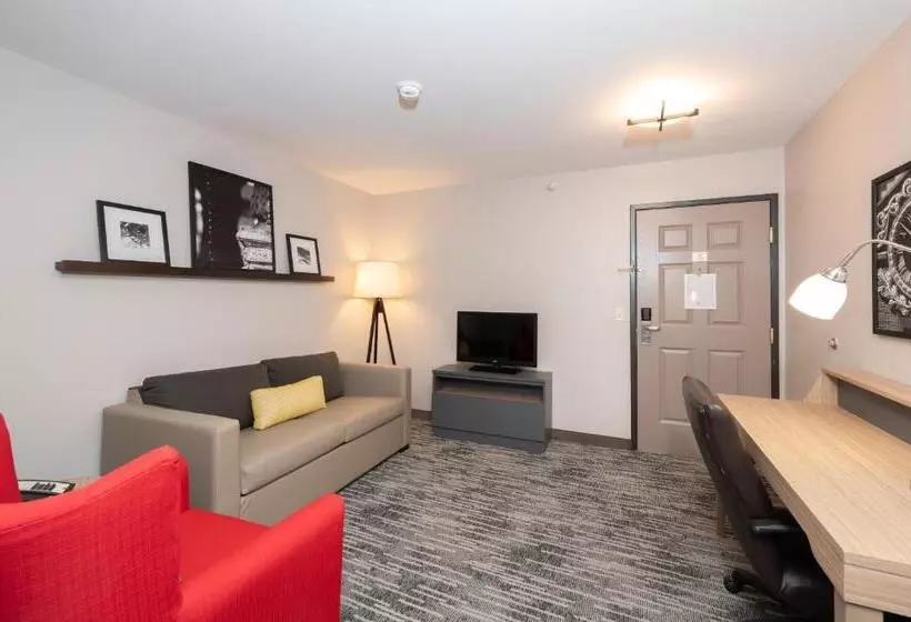 キングサイズベッドのスイートルーム, Country Inn & Suites By Radisson, Bloomingtonnormal Airport, Il