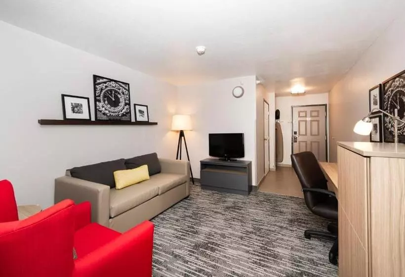 身障者適用スイートルーム, Country Inn & Suites By Radisson, Bloomingtonnormal Airport, Il