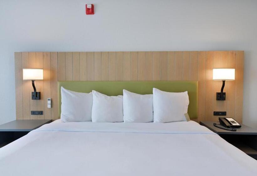 Номер Стандарт Кровать Кинг Адаптированный для Инвалидов, Country Inn & Suites By Radisson, Bloomingtonnormal Airport, Il
