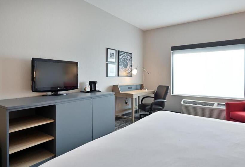 חדר סטנדרט, מיטת קינג, מותאם לאדם עם מוגבלויות, Country Inn & Suites By Radisson, Bloomingtonnormal Airport, Il