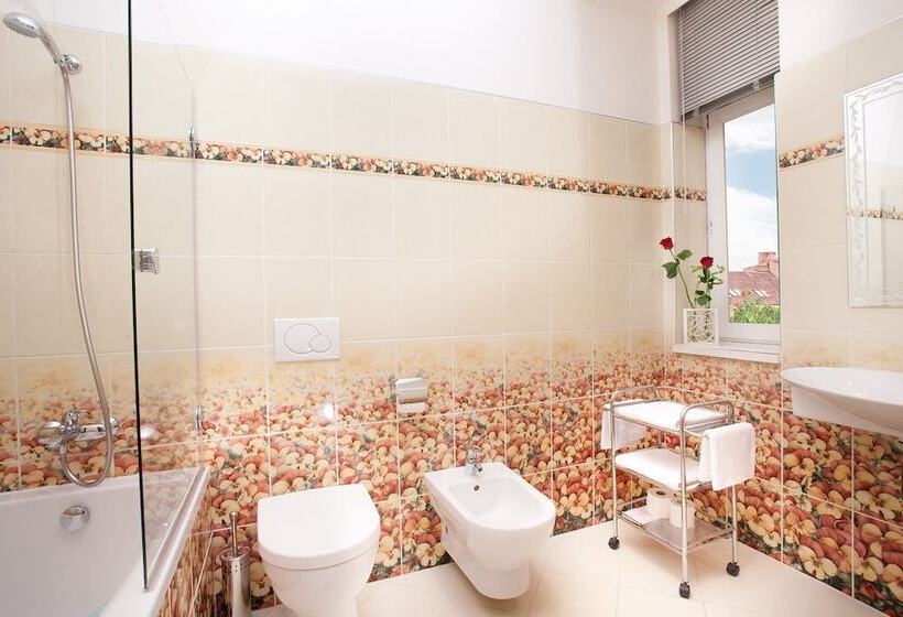 Quarto Superior, Green Garden