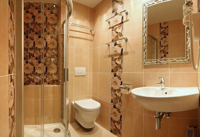 Quarto Triplo Superior, Green Garden