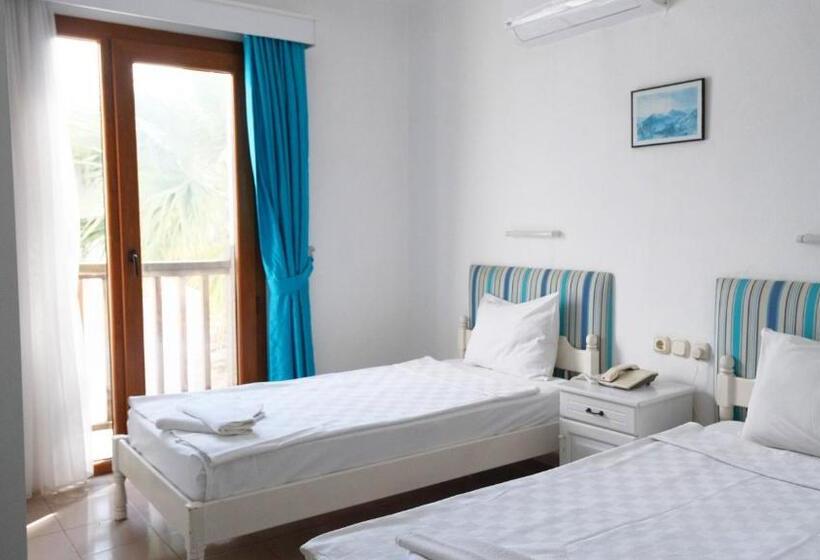 غرفة عائلية حمام مشترك, Gumbet Cove