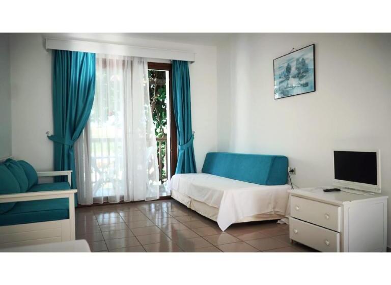 غرفة عائلية حمام مشترك, Gumbet Cove