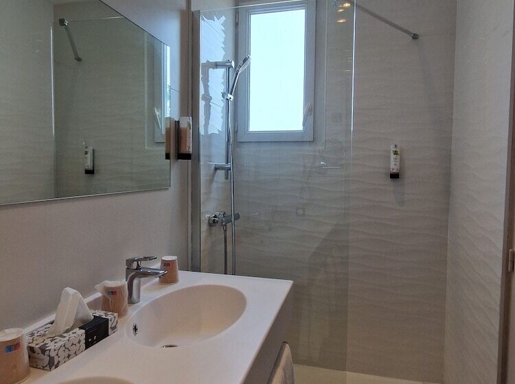 家庭间, Logis Vignes Blanches Hôtel Cosy Et Restaurant De Terroir