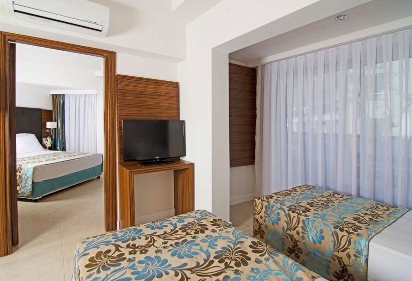Семейный Номер, Palm Wings Beach Resort & Spa Kusadasi  All Inclusive