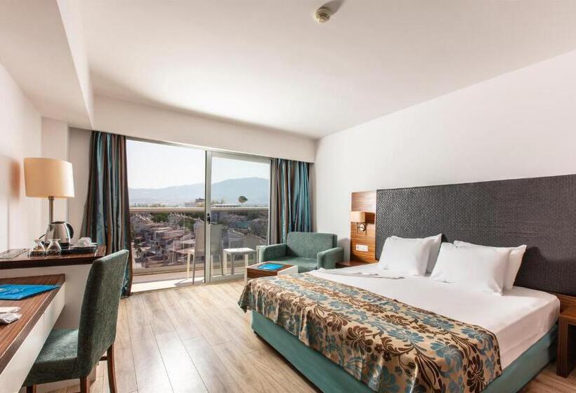 Номер Стандарт Трехместный, Palm Wings Beach Resort & Spa Kusadasi  All Inclusive